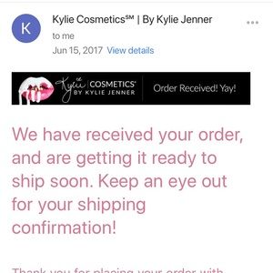 Kylie Cosmetics Makeup - Kylie Vacation Edition Lip in June Bug Kylie Cosmetics Makeup - Kylie Vacation Edition Lip in June Bug